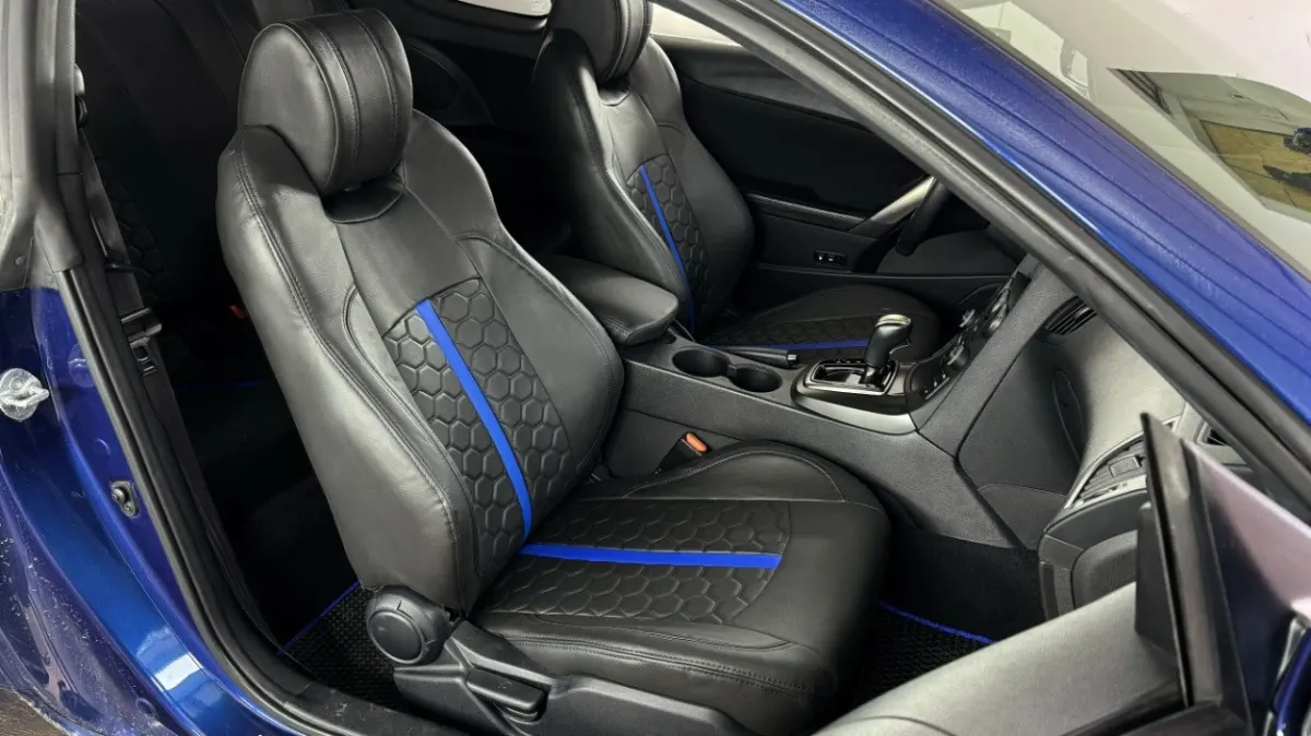 Авточохли для Hyundai Genesis Coupe
