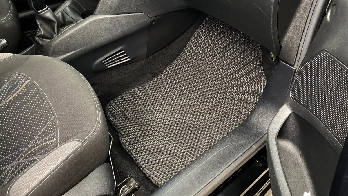 EVA коврики Peugeot 208