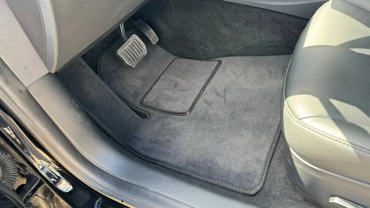 Ворсові килимки для Tesla Model 3