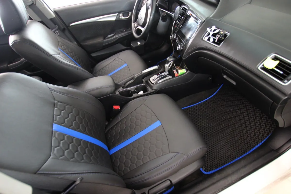 Авточохли для Honda Civic 4D (9G)