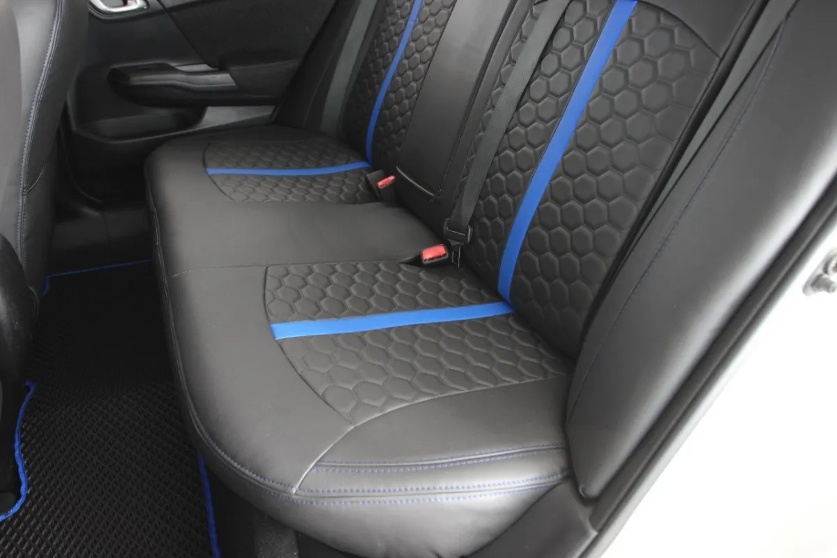 Авточохли для Honda Civic 4D (9G)