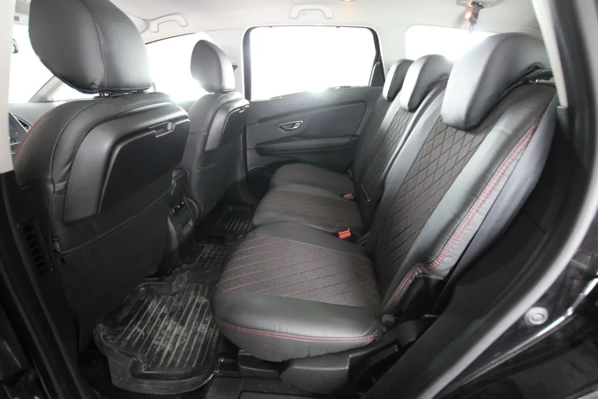 Авточохли для Renault Grand Scenic 4