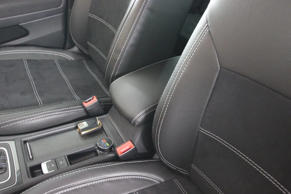 Авточохли для Volkswagen Golf 7