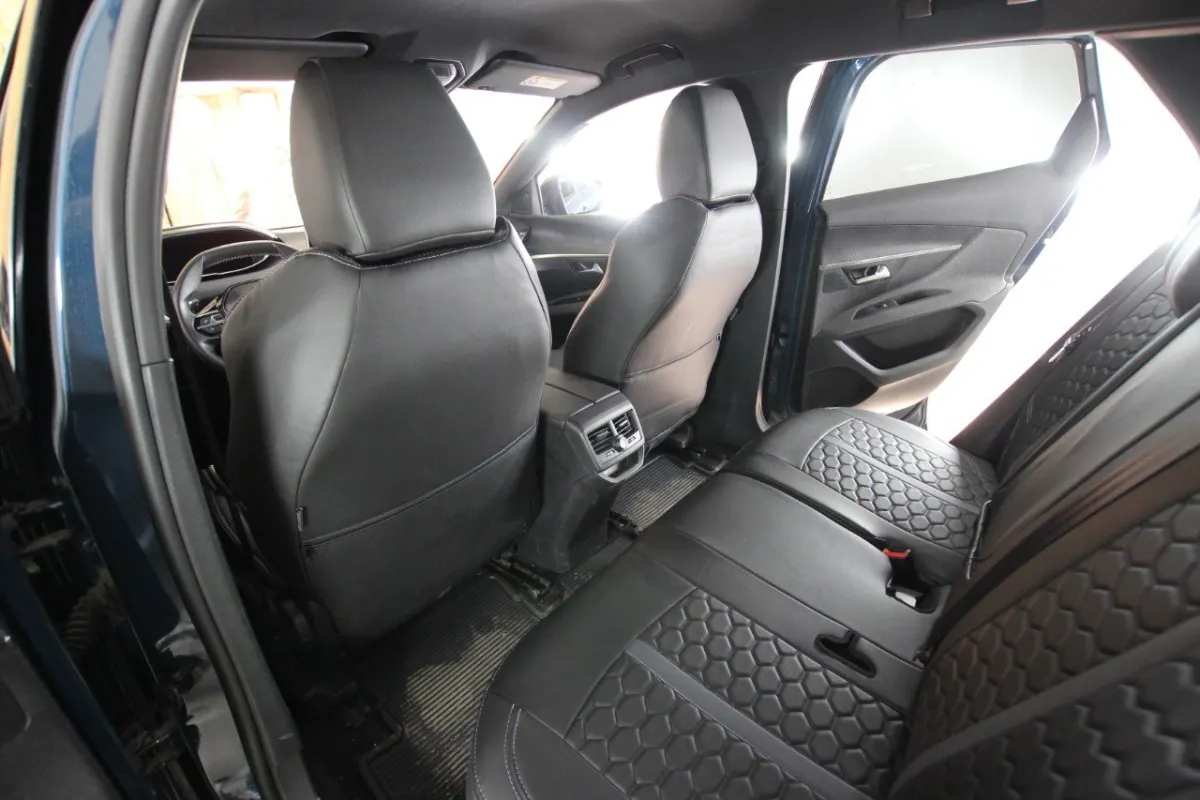 Авточохли для Peugeot 3008 II