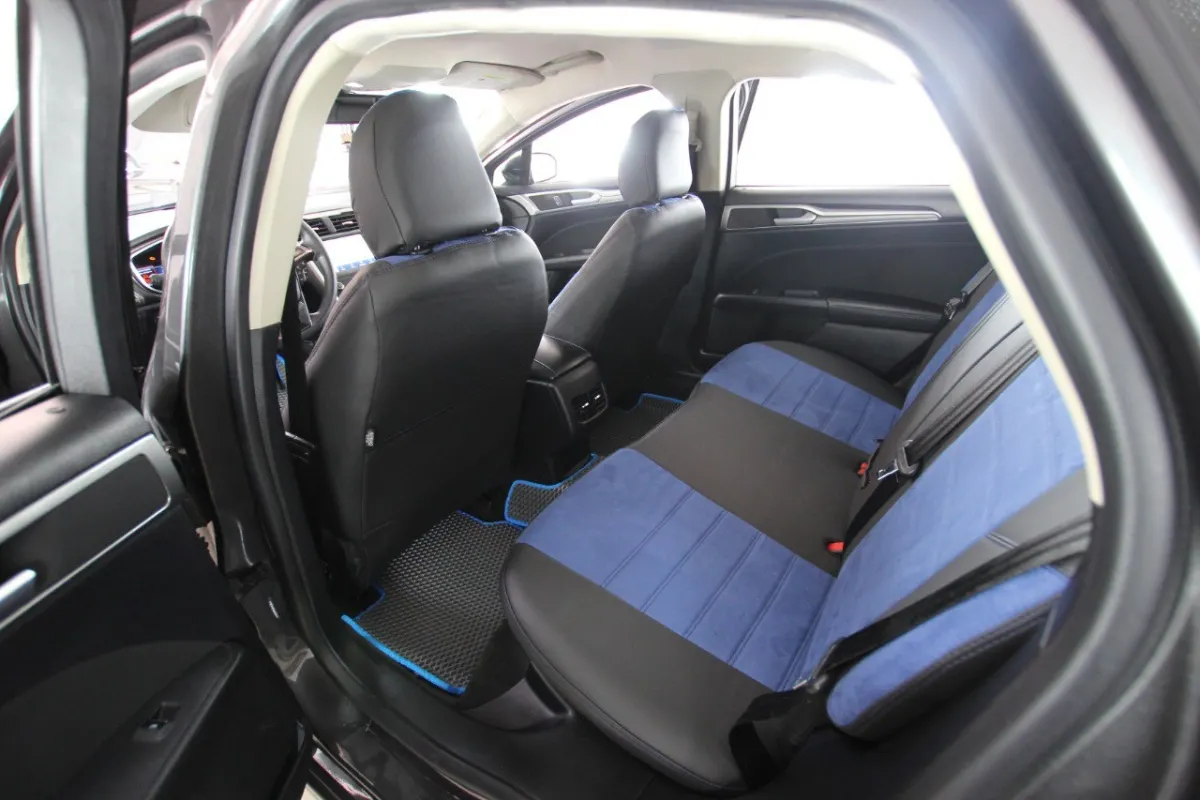 Авточохли для Ford Fusion II (North America)
