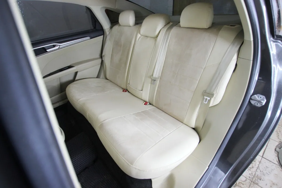 Авточохли для Ford Fusion (North America) II 2012-2016