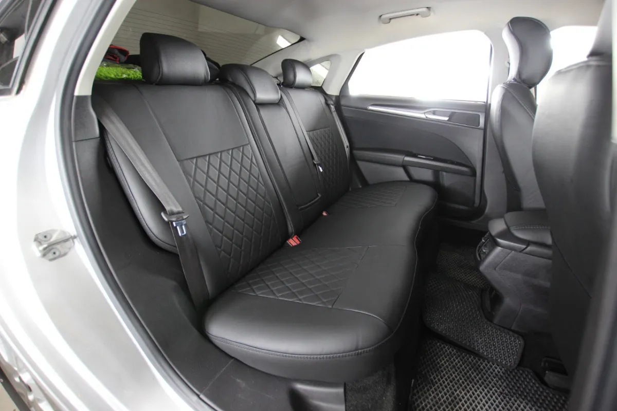 Авточохли для Ford Fusion (North America)