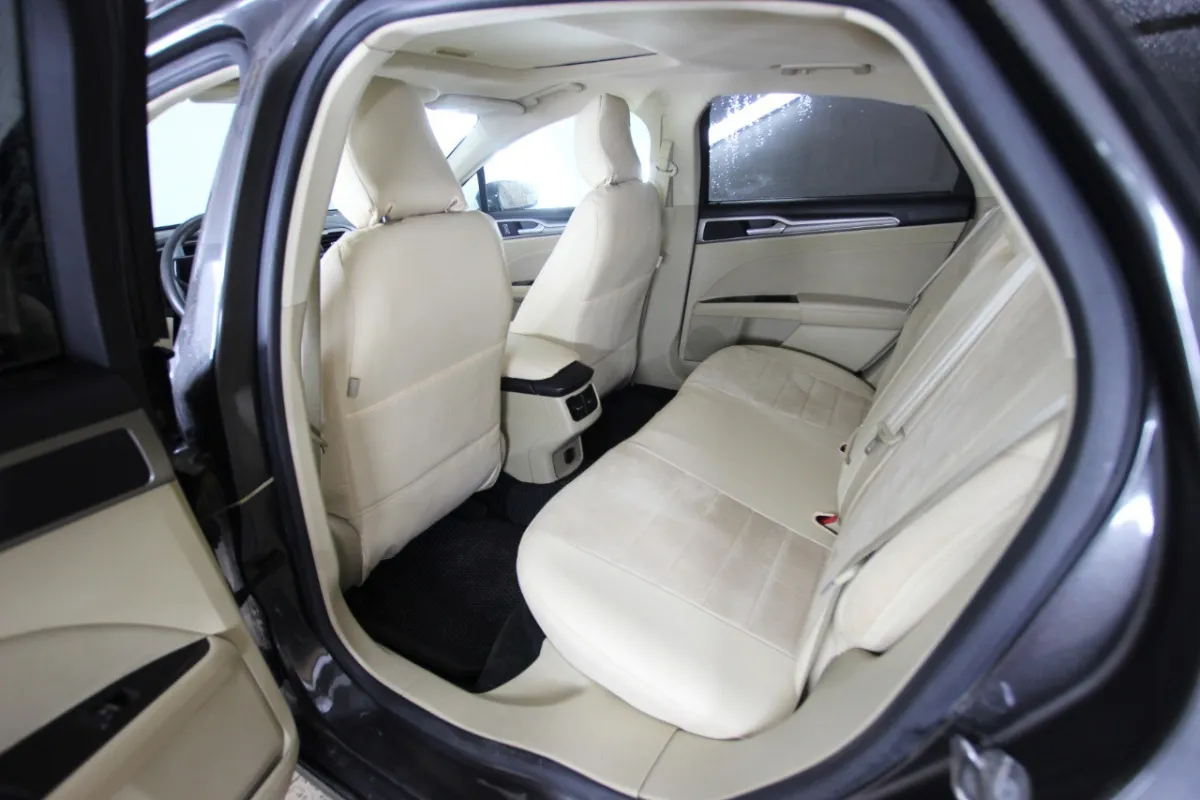 Авточохли для Ford Fusion (North America) II 2012-2016