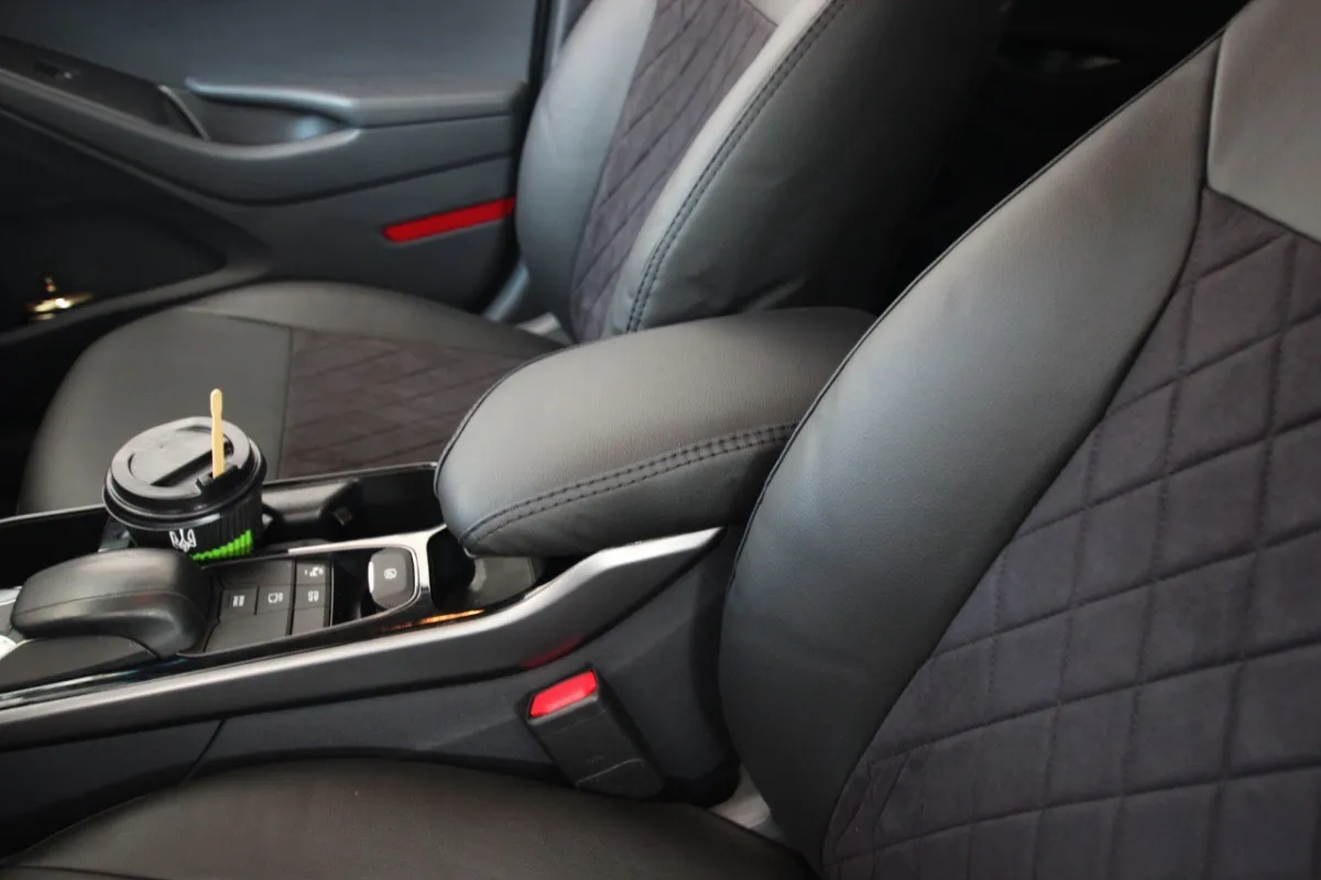 Авточохли для Hyundai IONIQ electric