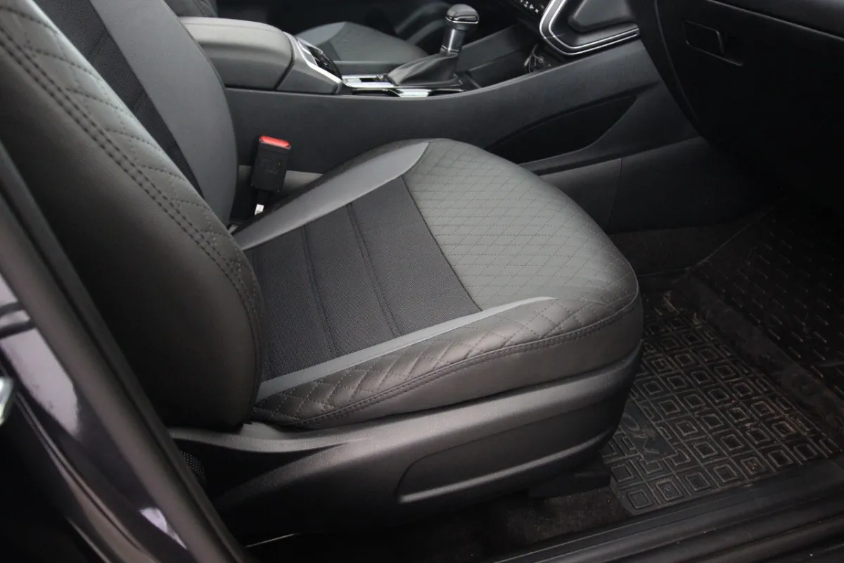 Авточохли для Hyundai Tucson 4