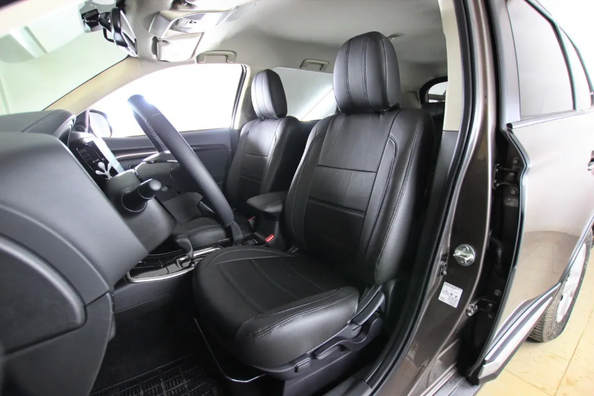 Чохли на сидіння для Mitsubishi Outlander III