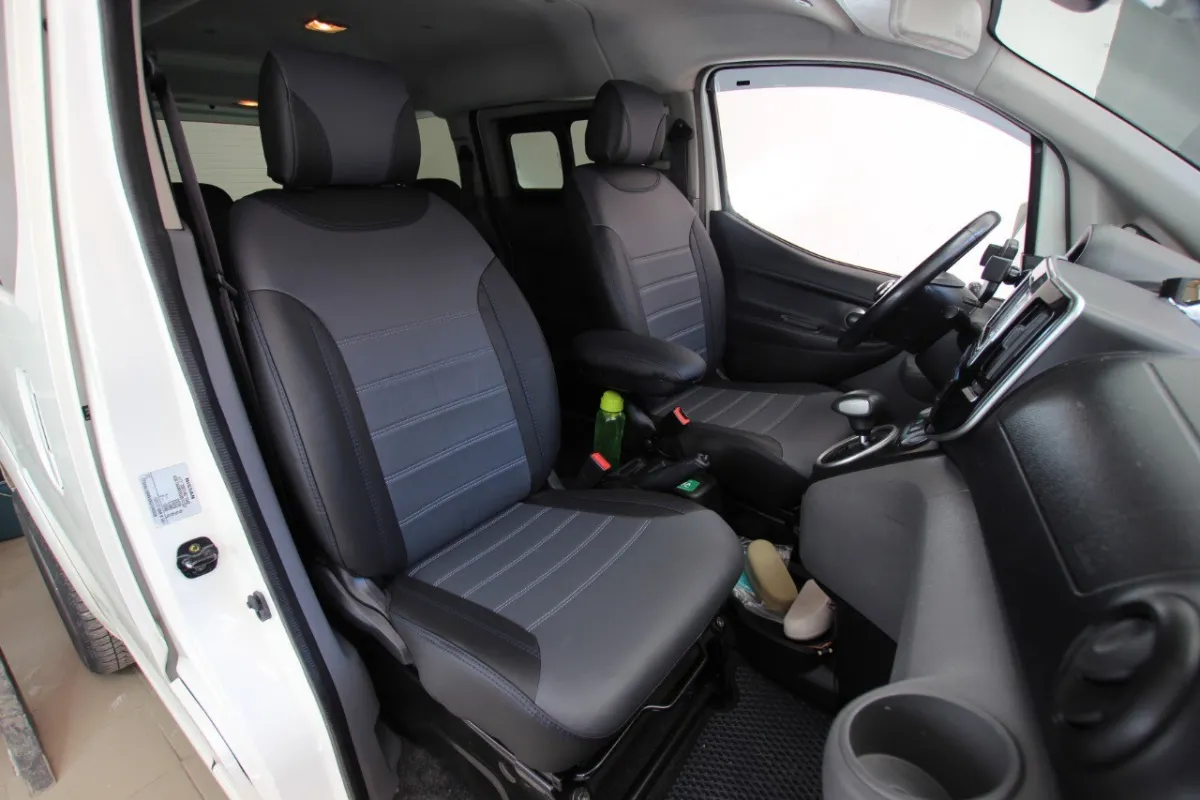 Авточохли для Nissan e-NV200