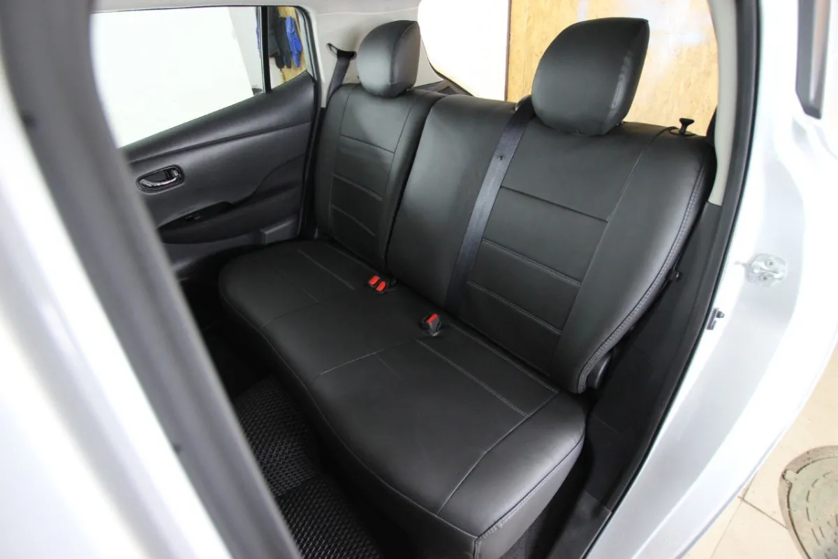 Авточохли для Nissan Leaf I