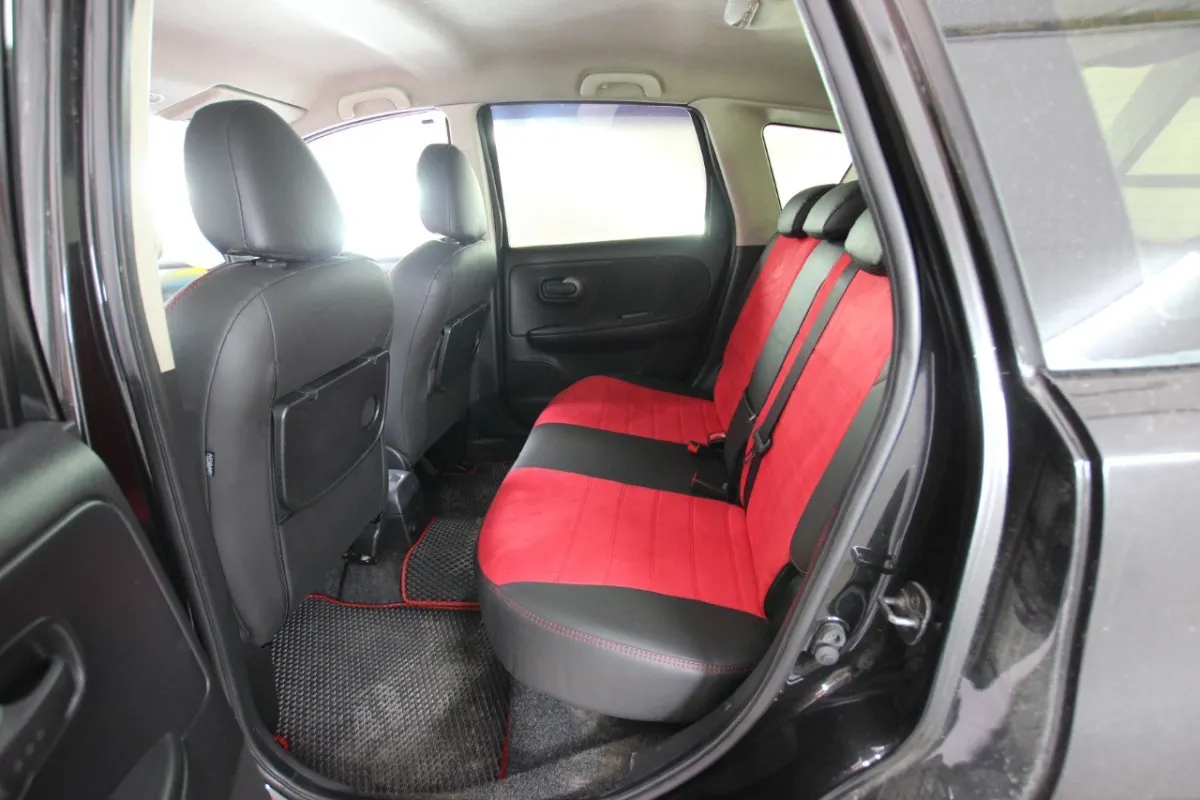 Авточохли для Nissan Note I