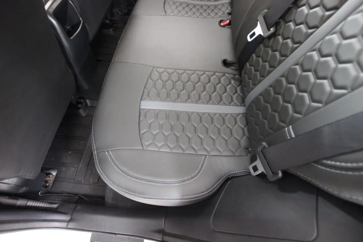 Авточохли для Nissan Qashqai II Рестайлінг