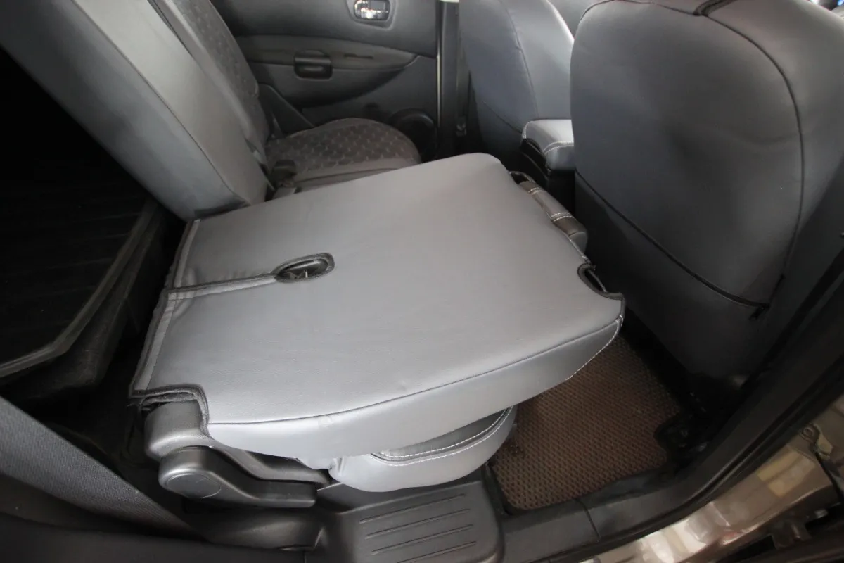 Авточохли для Nissan Qashqai+2 