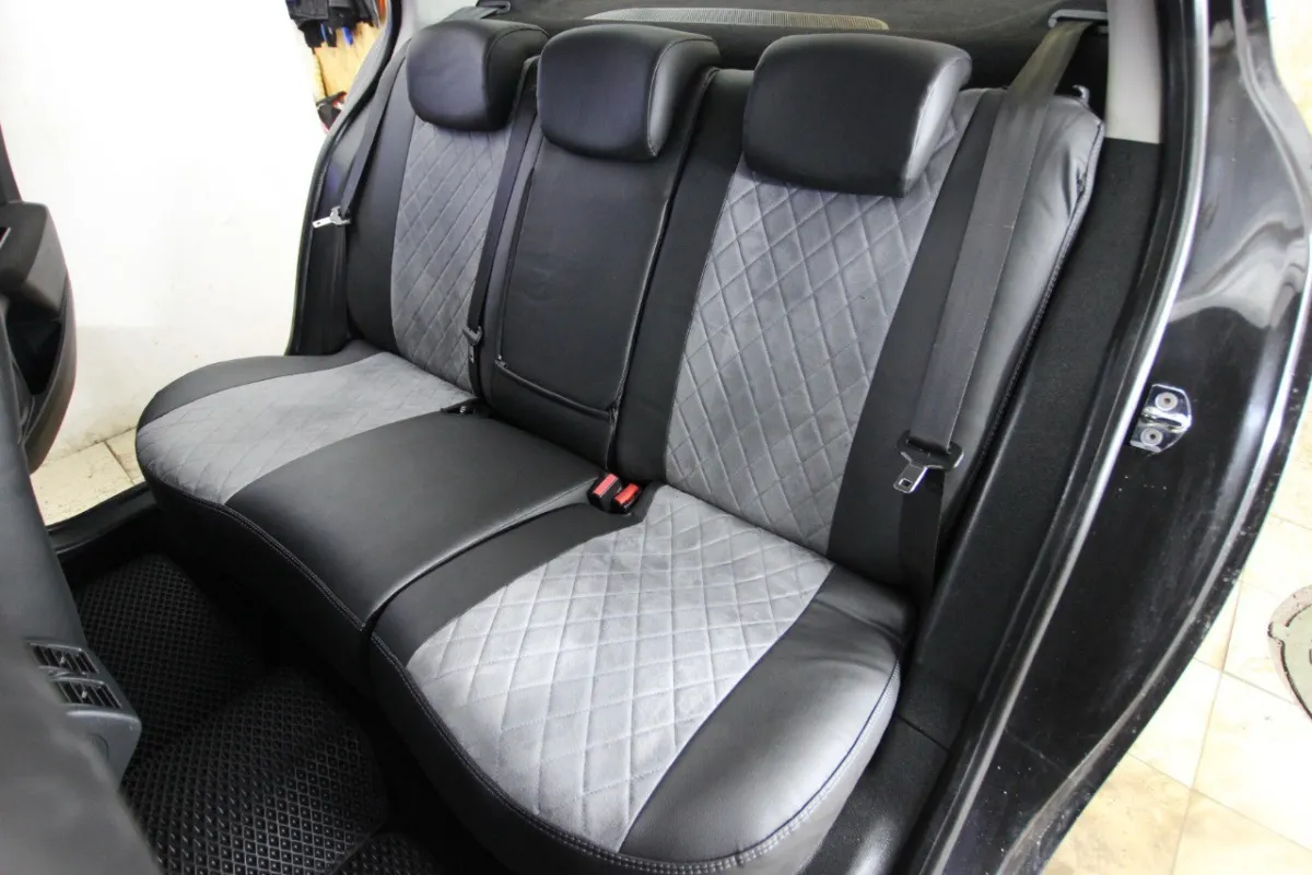 Авточохли для Renault Fluence