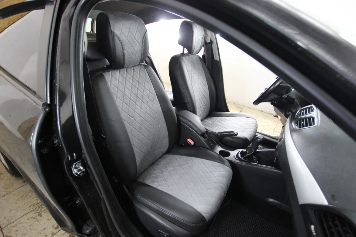 Авточохли для Renault Fluence