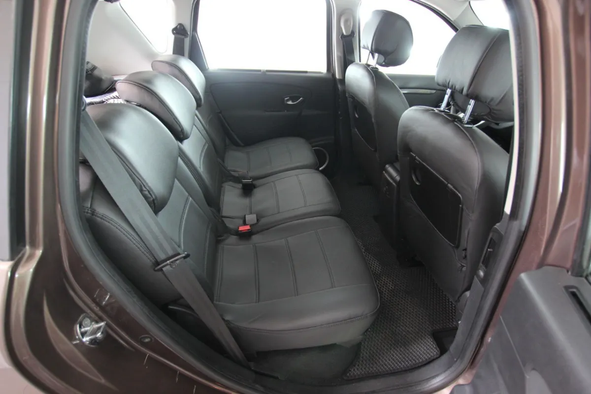 Авточохли для Renault Scenic 3
