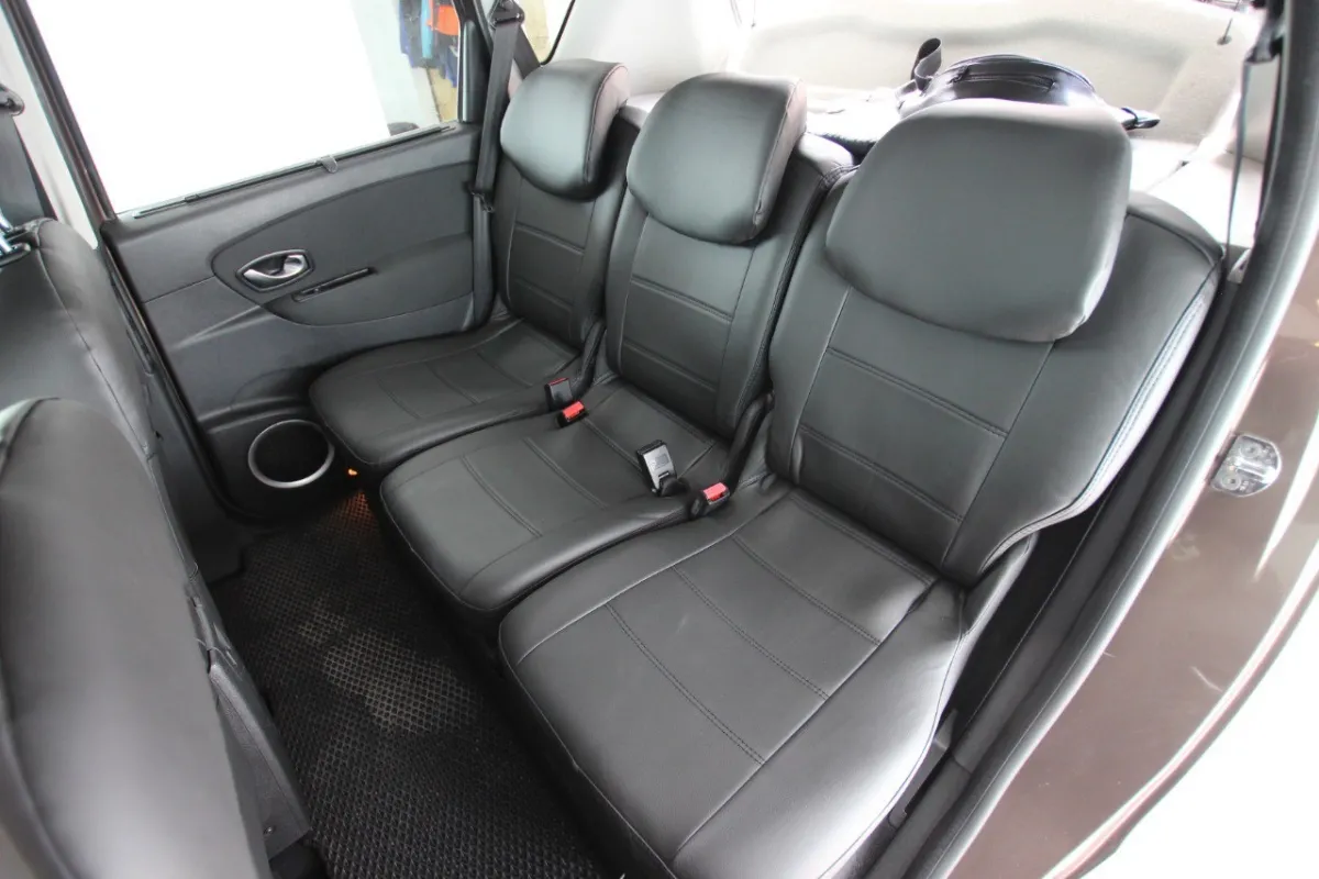 Авточохли для Renault Scenic 3