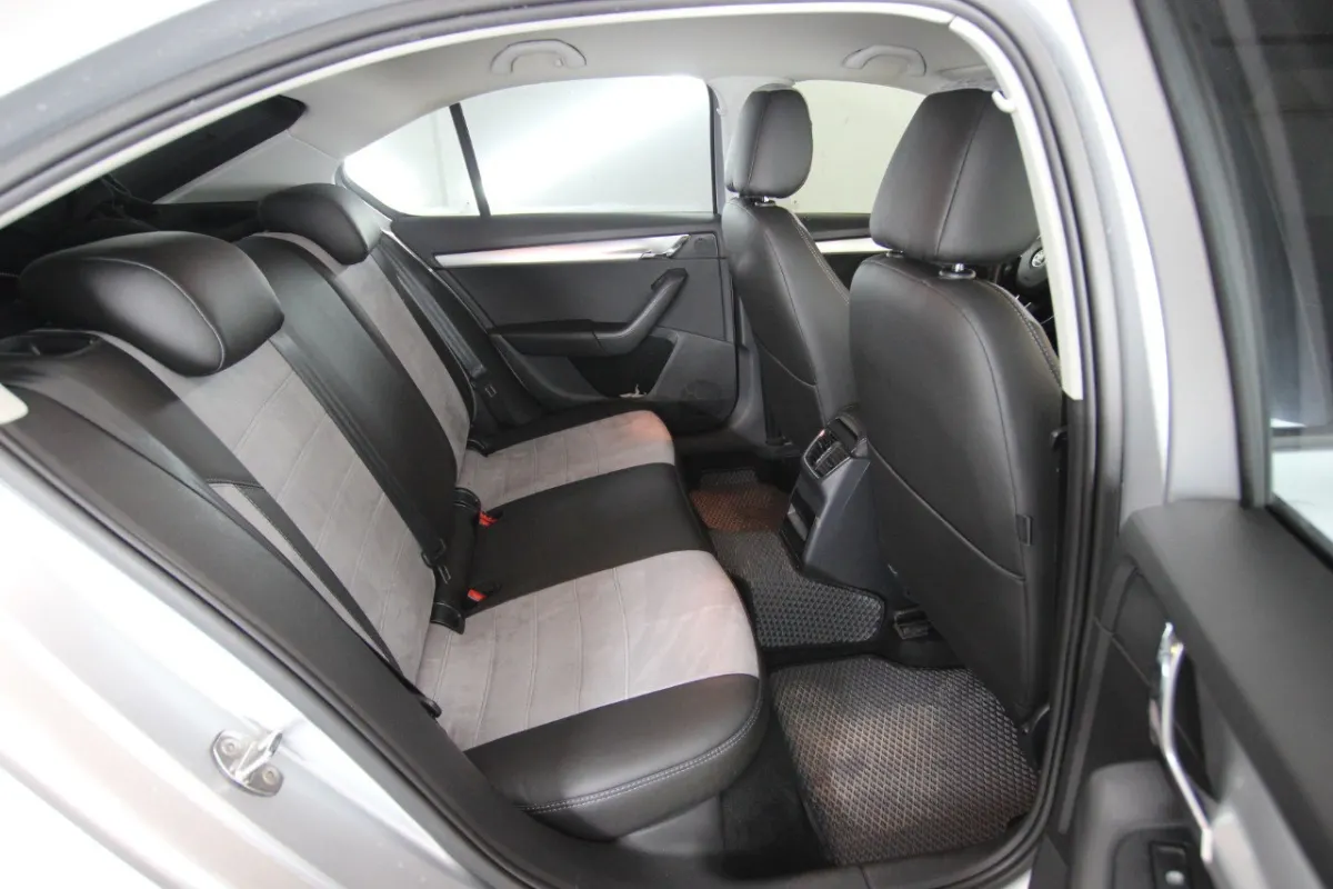 Авточохли для Skoda Octavia III (A7)