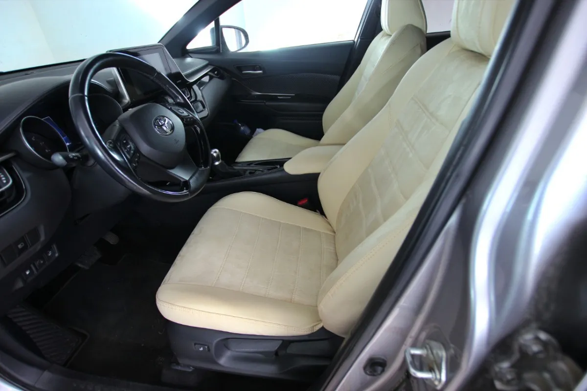 Авточохли для Toyota C-HR