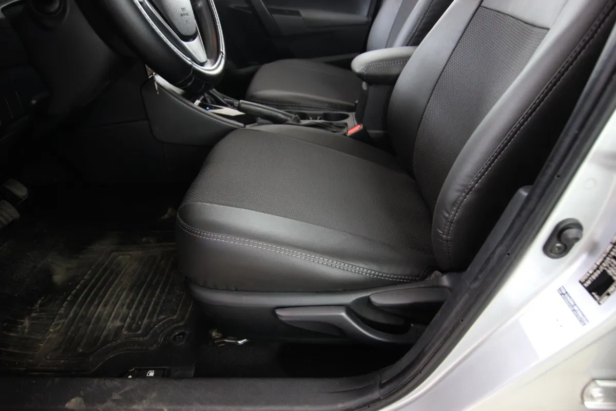 Авточохли для Toyota Corolla E170