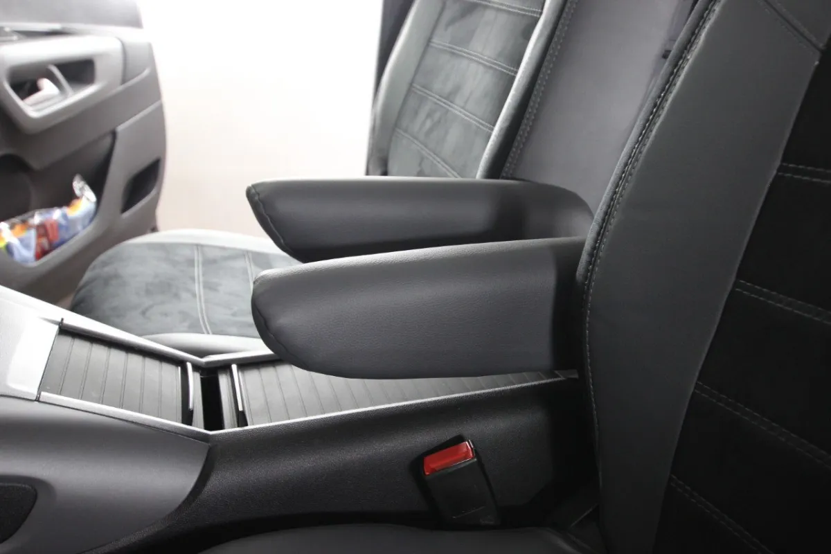 Авточохли для Toyota ProAce City Verso II