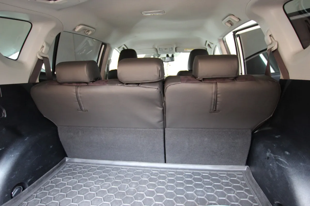 Авточохли для Toyota RAV4 IV