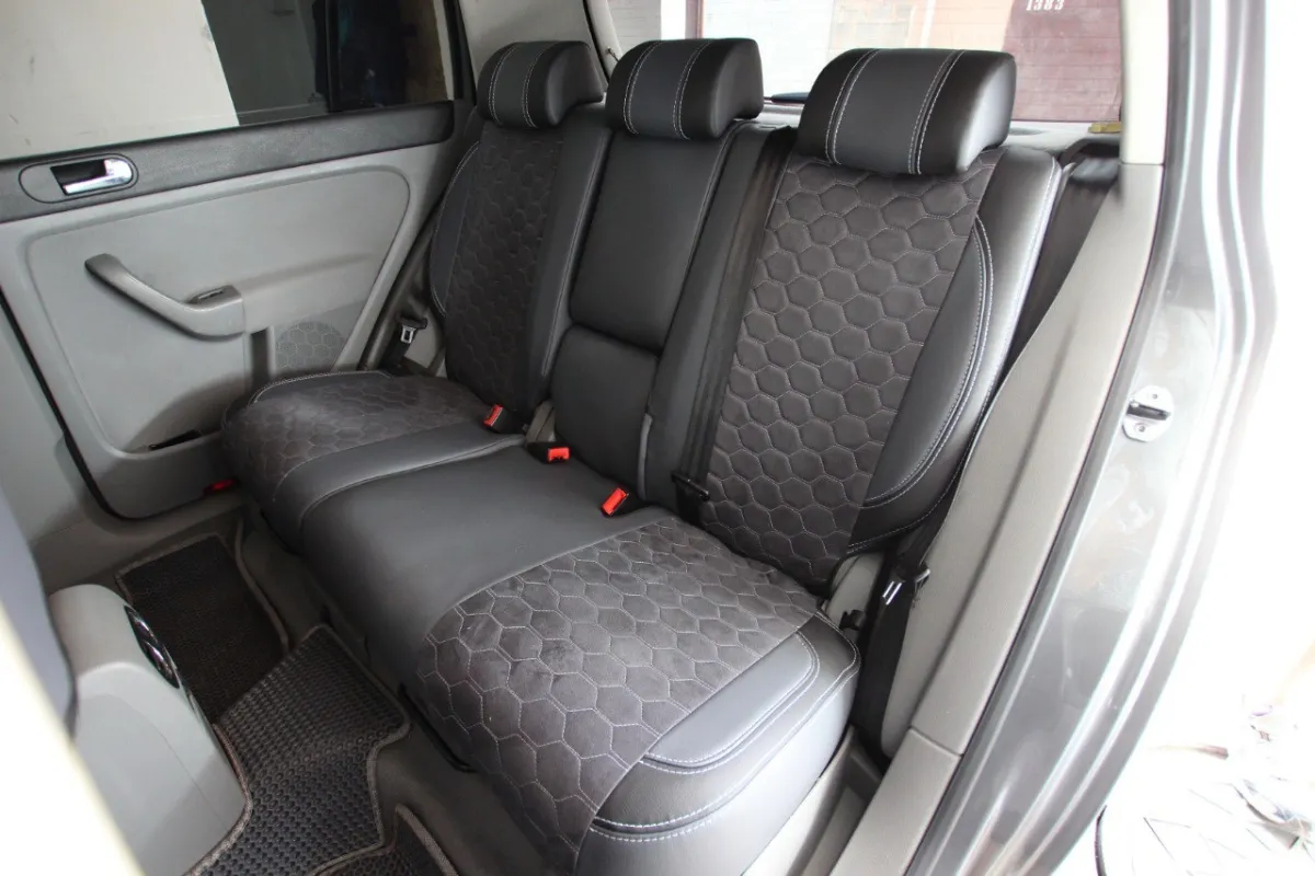 Авточохли для Volkswagen CrossGolf