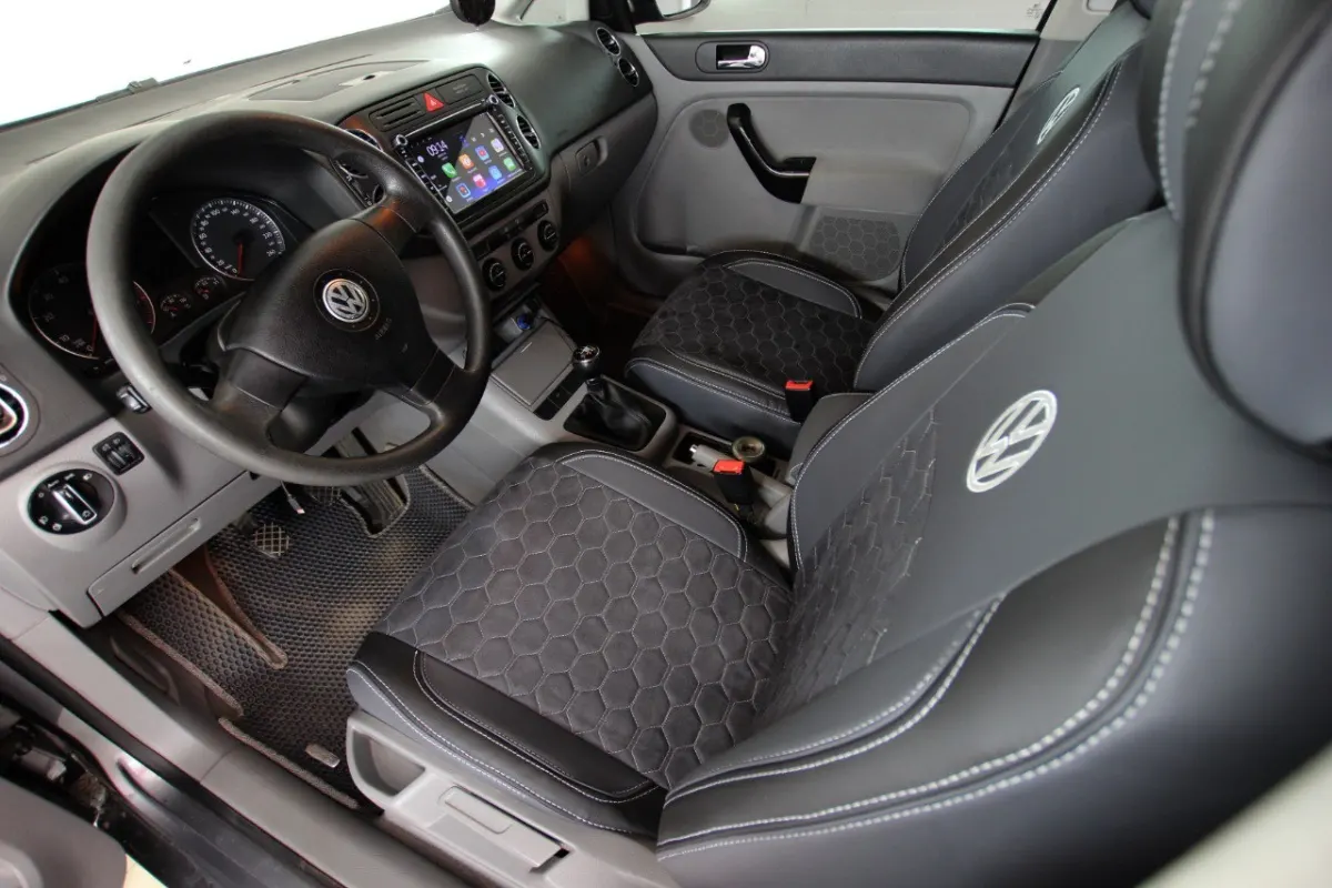 Авточохли для Volkswagen CrossGolf