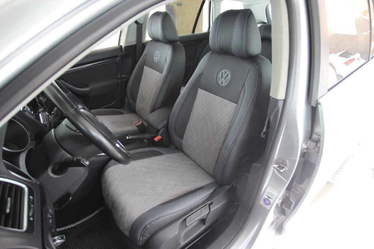 Авточохли для Volkswagen Golf VI