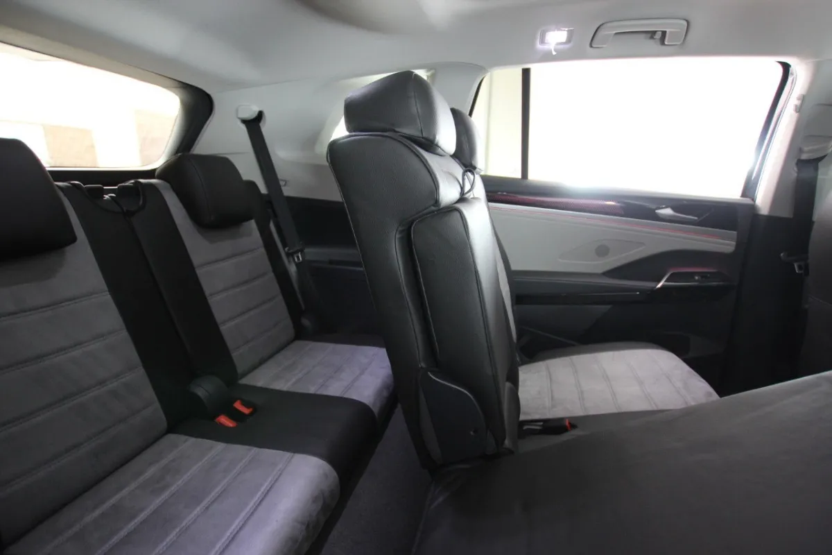 Авточохли для Volkswagen ID.6 Crozz Pro I 7 місць