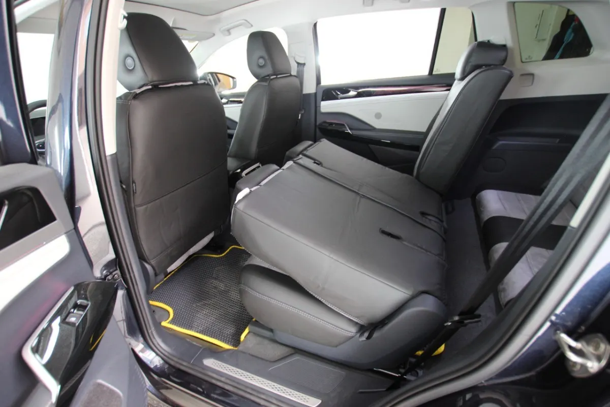 Авточохли для Volkswagen ID.6 Crozz Pro I 7 місць