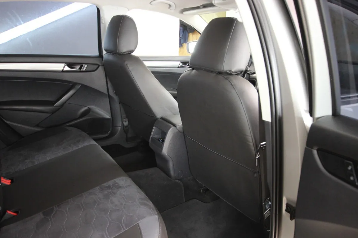 Авточохли для Volkswagen Passat B8 USA