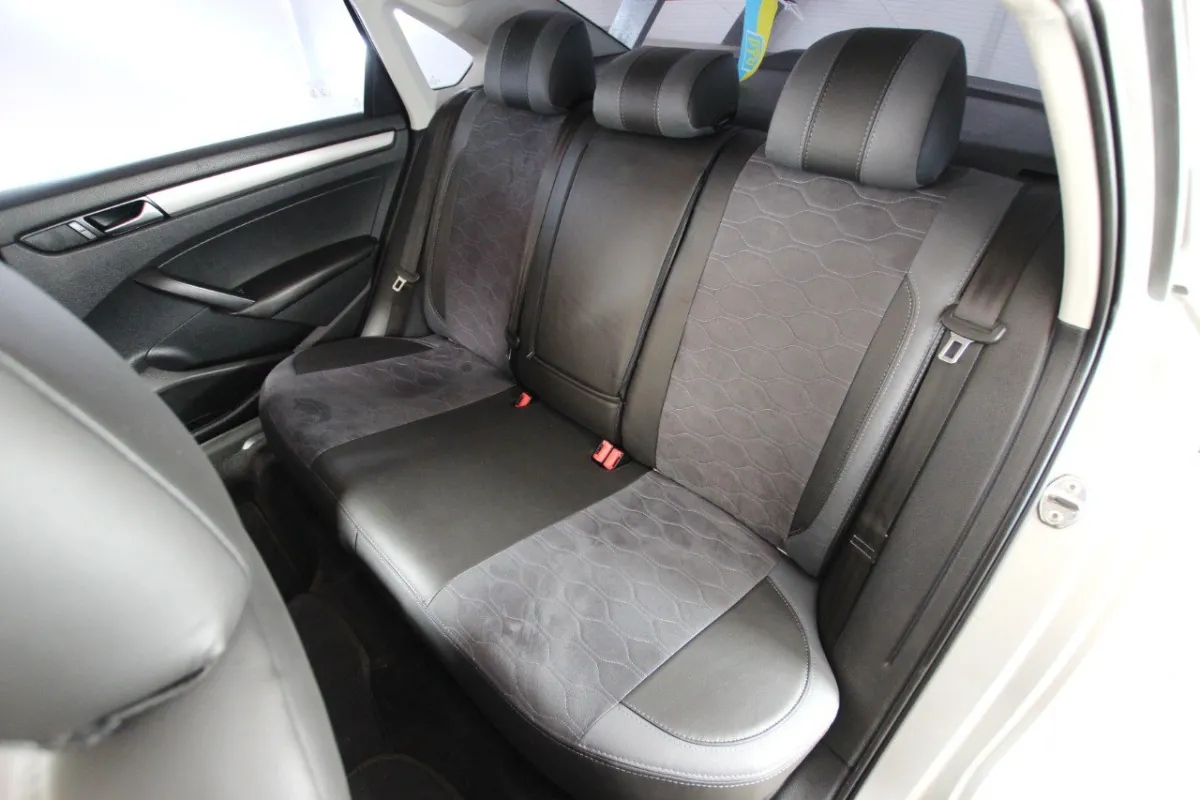 Авточохли для Volkswagen Passat B8 USA