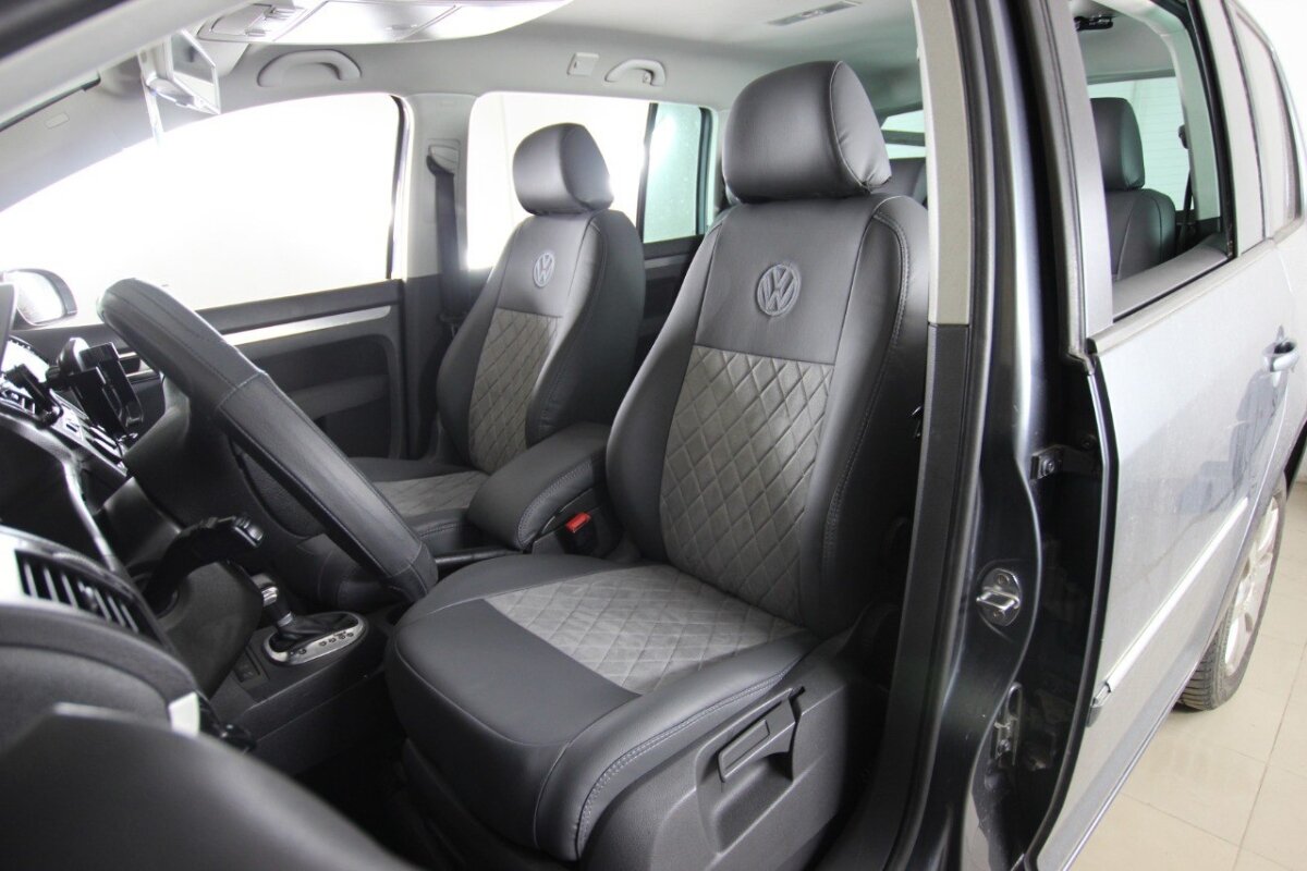 Авточохли для Volkswagen Touran I 2003-2006