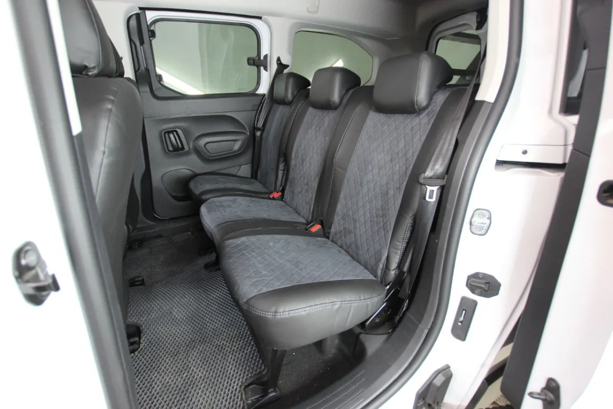 Авточохли з штучної замші для Peugeot Rifter I