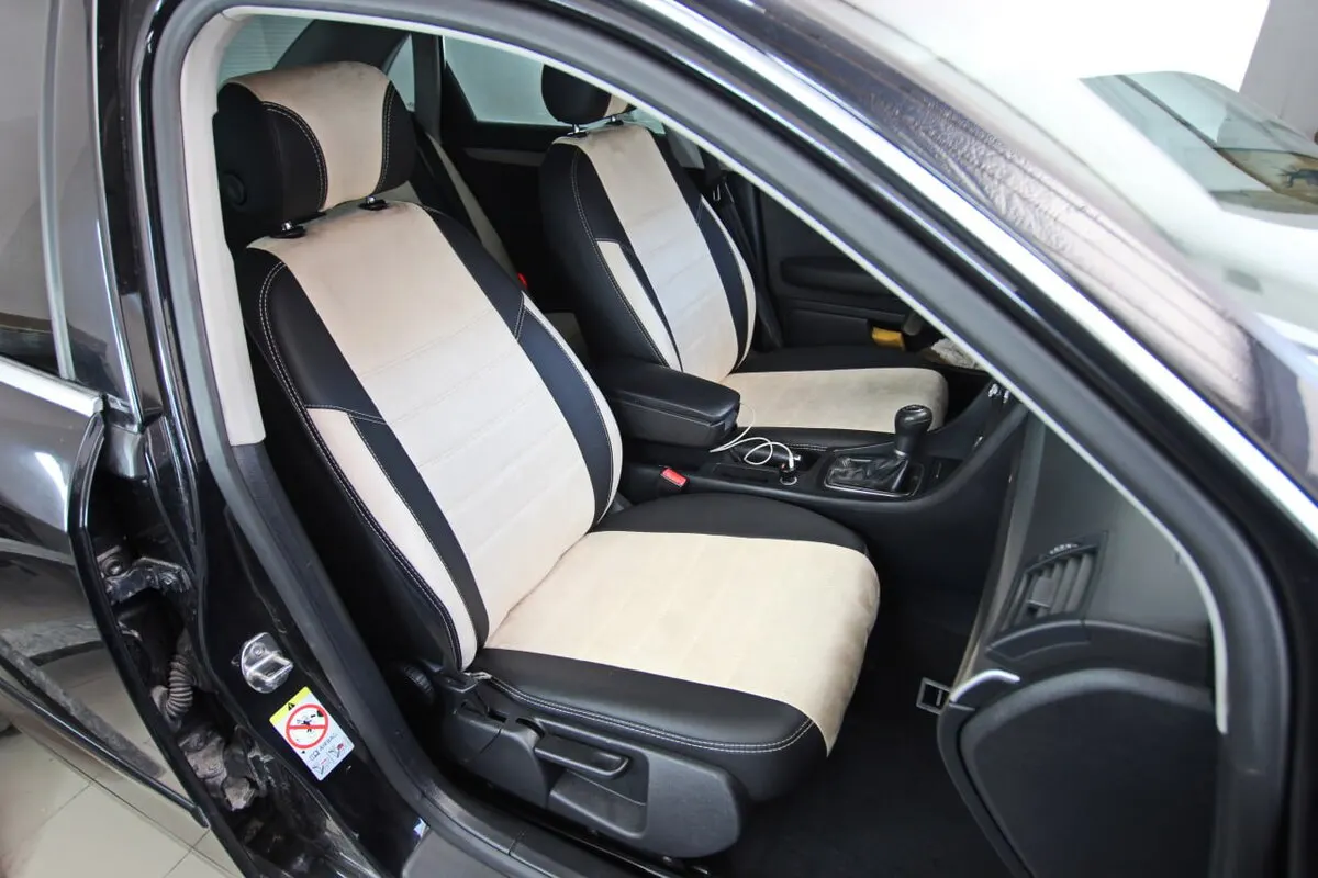 Авточохли для Audi A4 B6 2000-2006