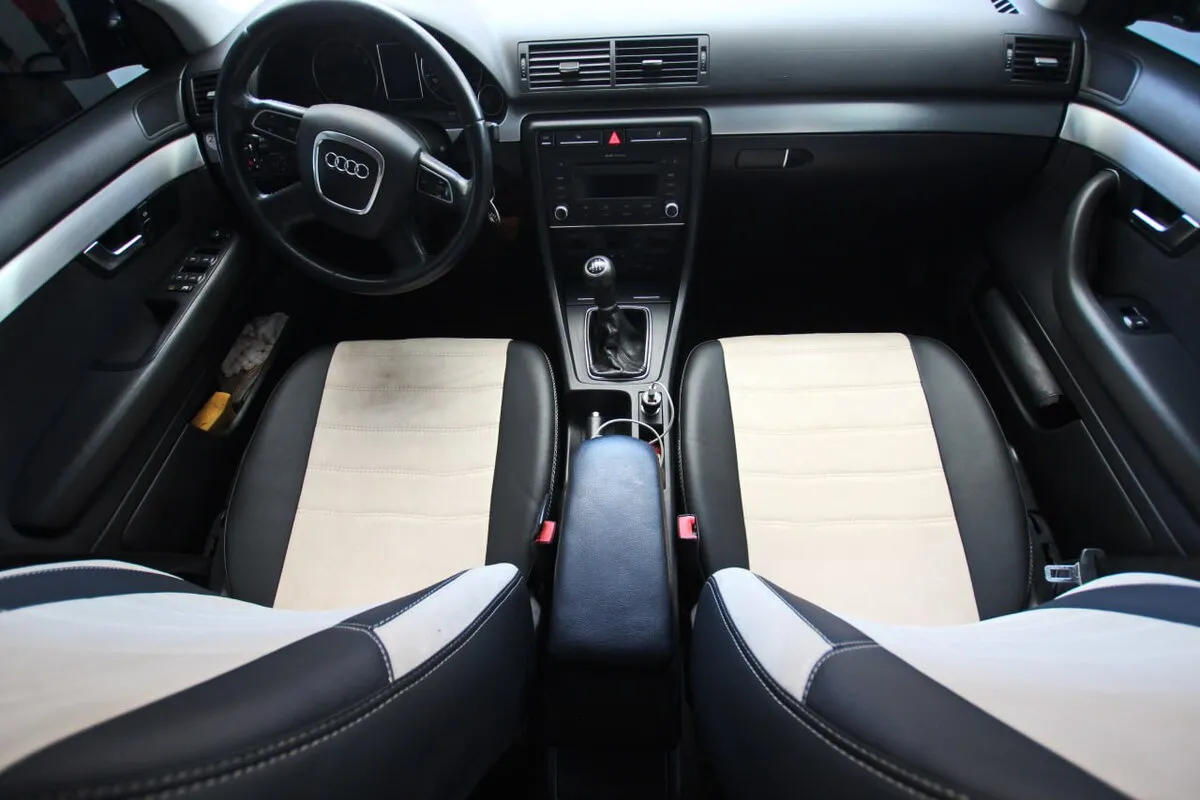 Авточохли для Audi A4 B6 2000-2006