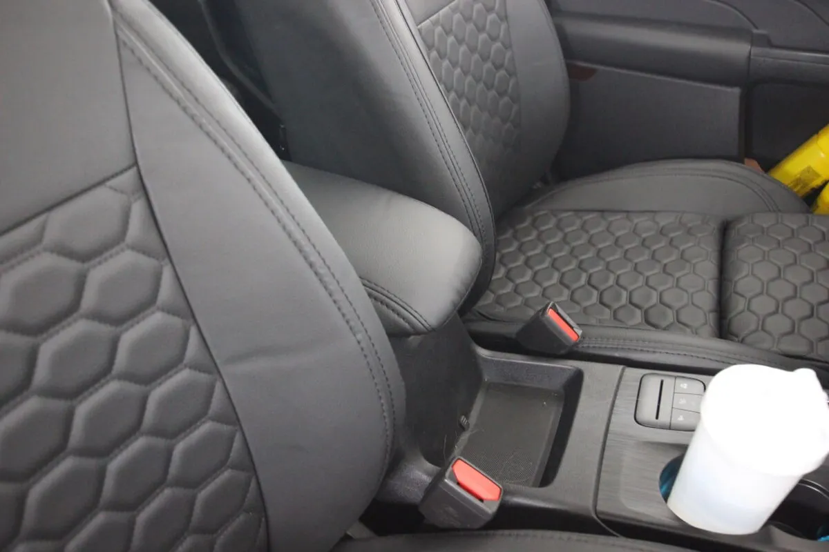 Авточохли для Ford Kuga III 2019-2024