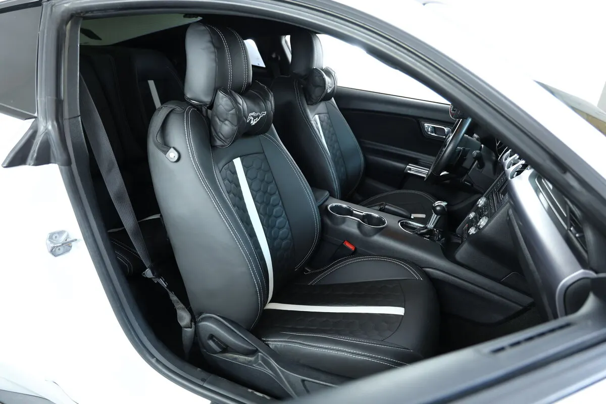Авточохли для Ford Mustang Fastback 2014-2017 USA