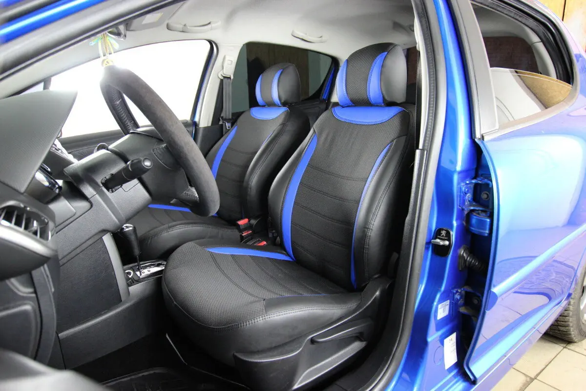 Авточохли для Peugeot 207