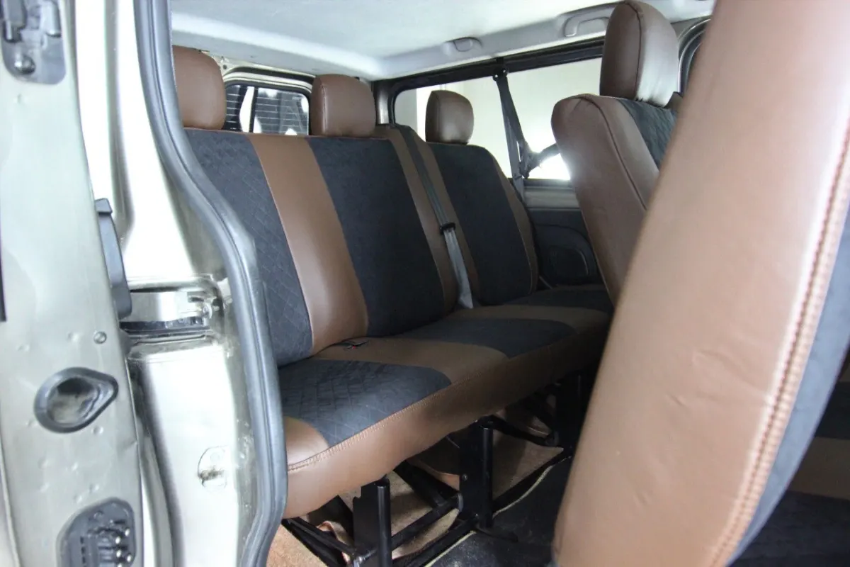 Авточохли для Renault Trafic 9 м