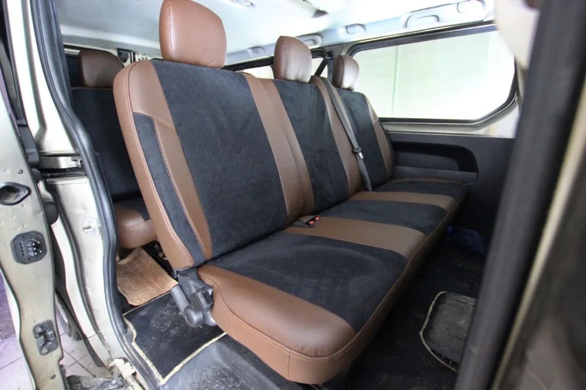 Авточохли для Renault Trafic 9 м
