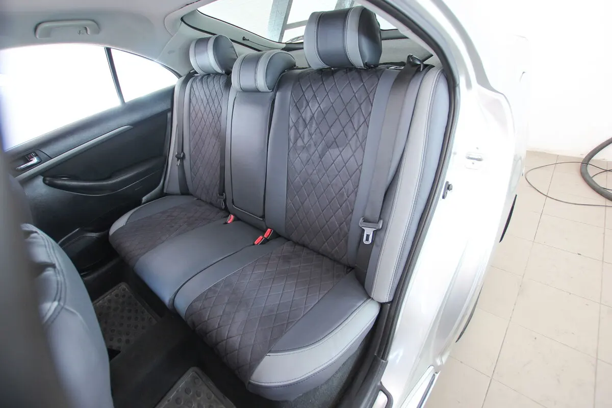 Авточохли для Toyota Avensis II Рестайлінг 2006-2009