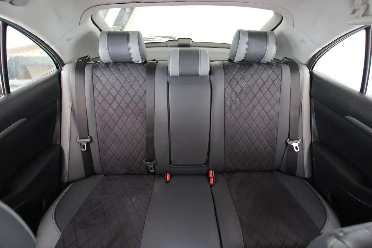 Авточохли для Toyota Avensis II Рестайлінг 2006-2009