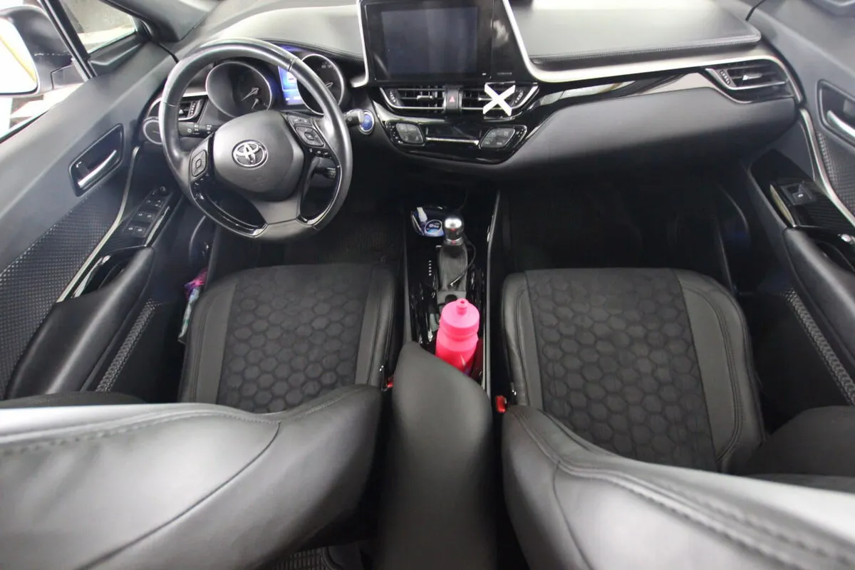 Авточохли для Toyota C-HR I 2016-2019