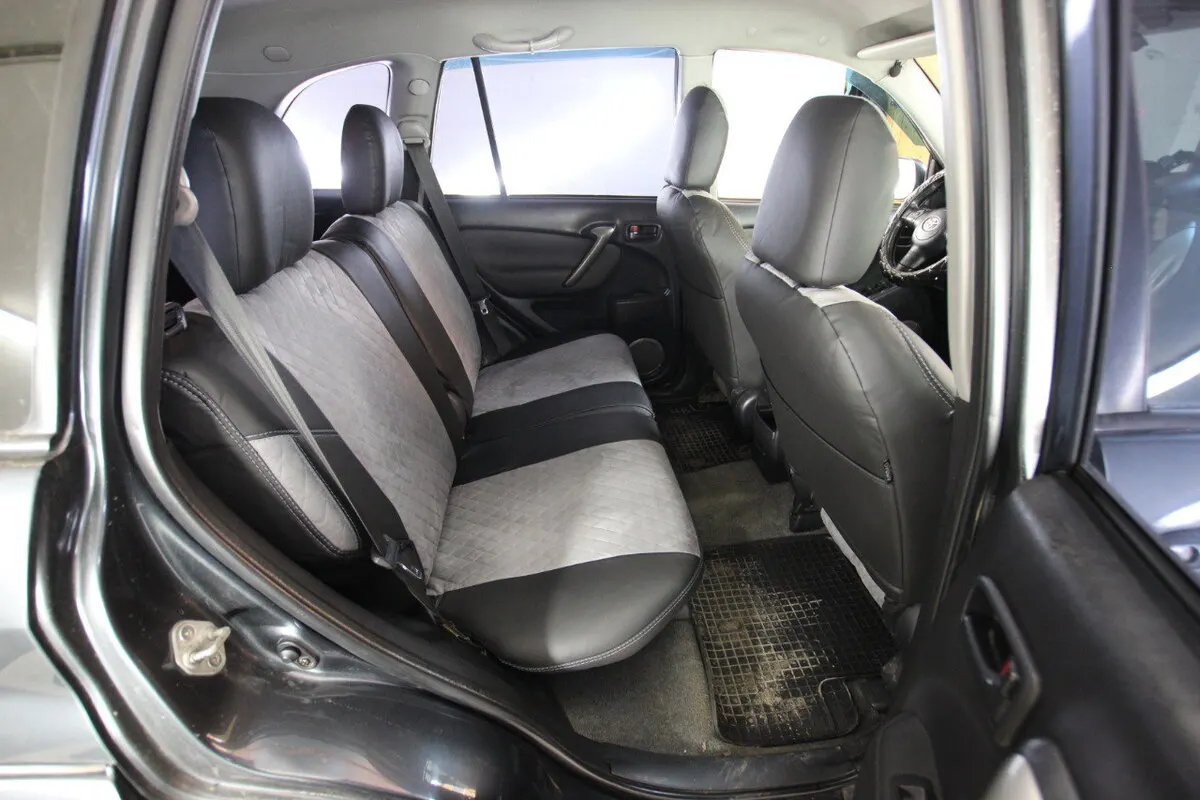 Авточохли для Toyota RAV4 XA20 2000-2003