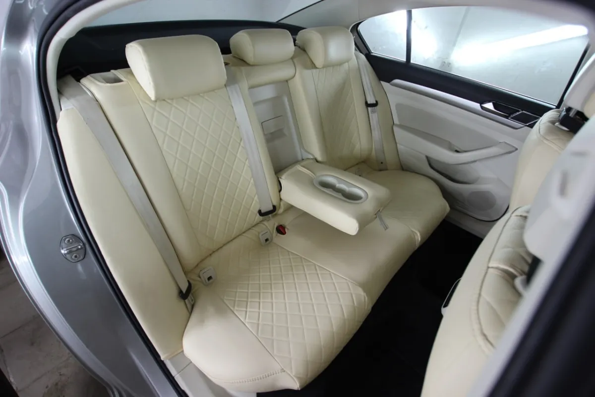 Авточохли для Volkswagen Passat B8